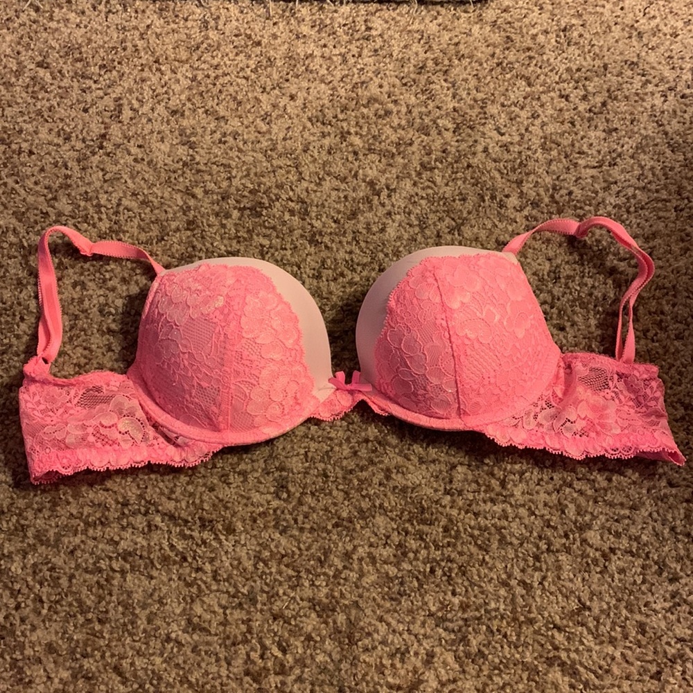 Victorias Secret Bra - 32D